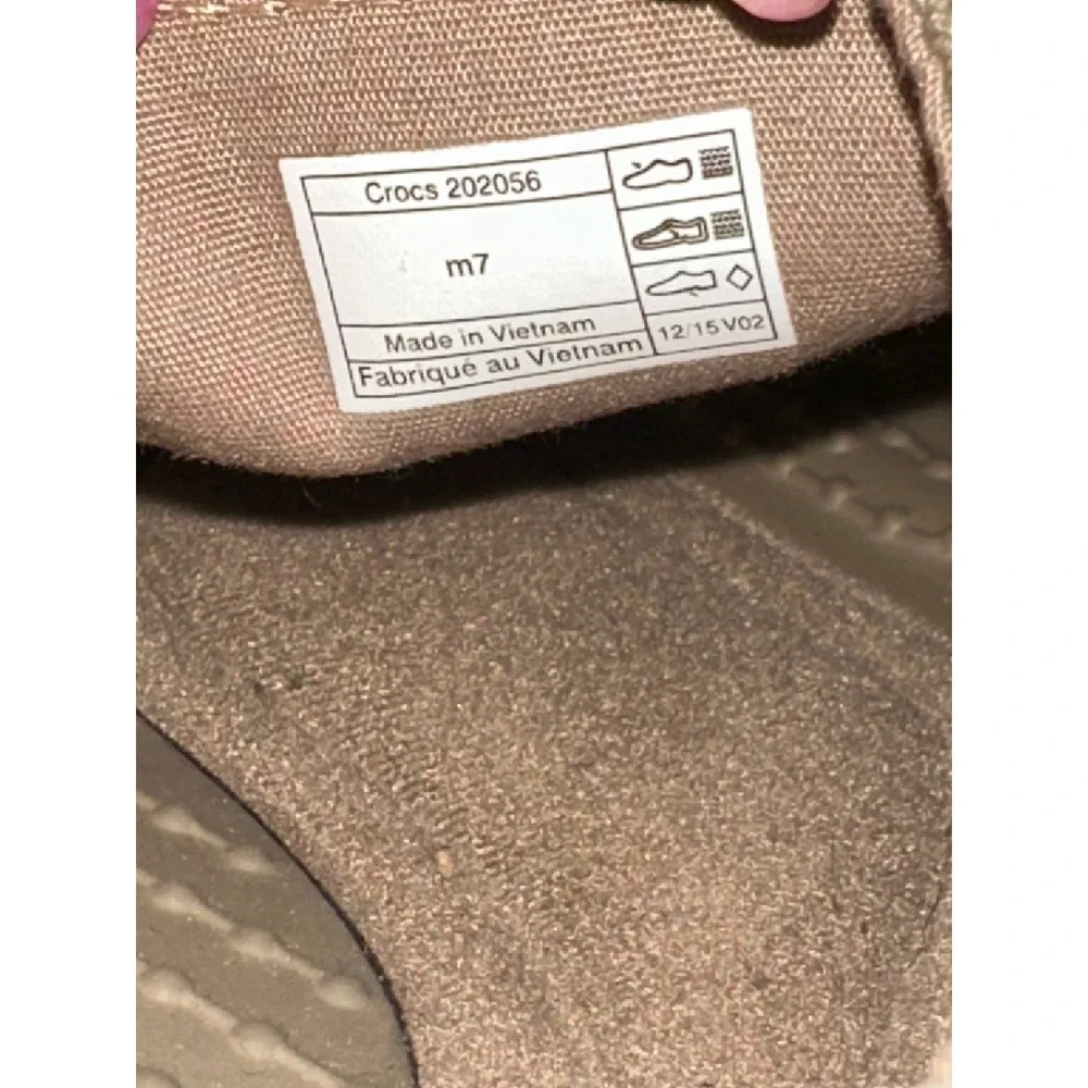 CROCS santa cruz